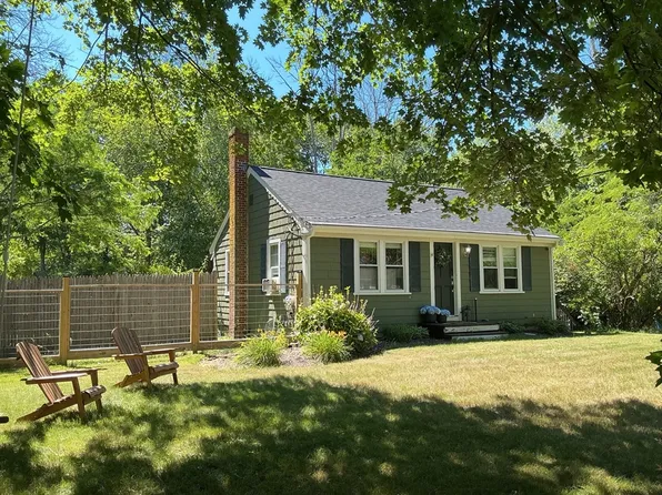 142 Walnut St, East Bridgewater, MA 02333