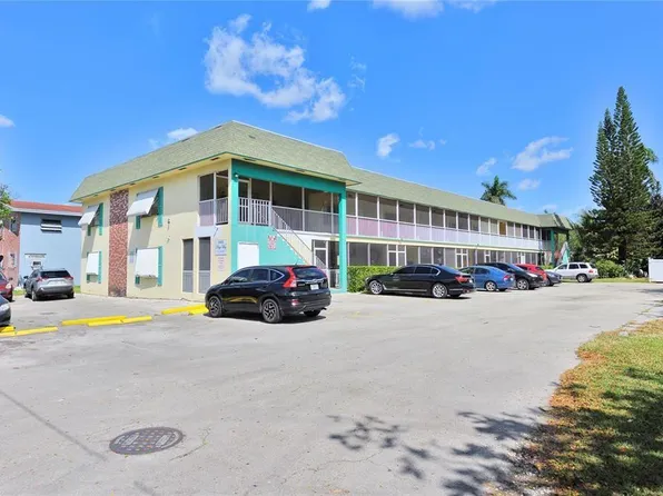 2905 Pierce Street #10, Hollywood, FL 33020