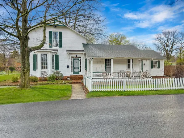 325 W Reynolds St, Urbana, OH 43078