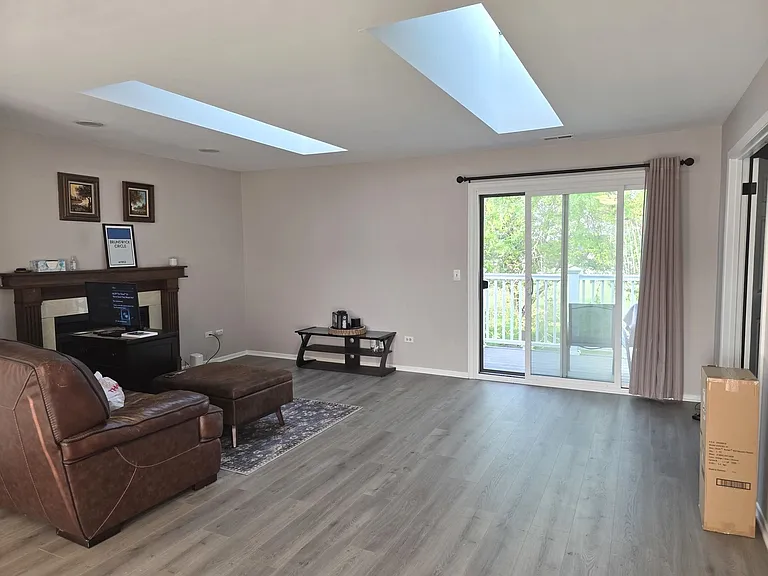 953 Brunswick Cir — Photo 4