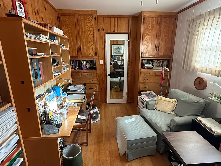 855 Pepper St — Photo 5