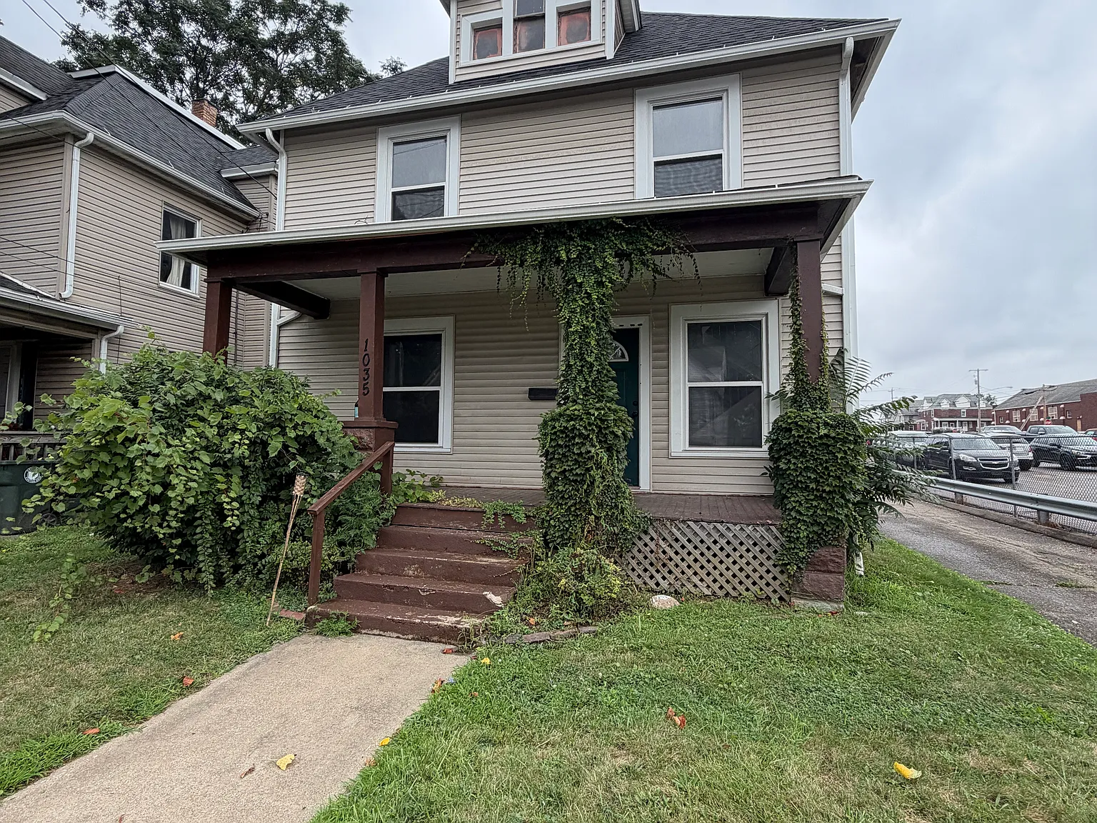 4 bed, 1.5 bath, $1,260 — Photo 1