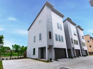 1304 Hussion St #D, Houston, TX 77003