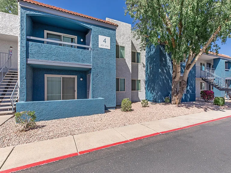 Gilbert Greens — Photo 26