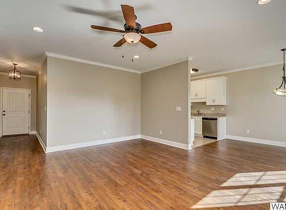 5th image of 363 Prairie Field Dr