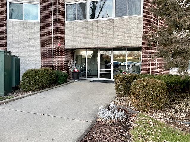 1st image of 5540 Walnut Ave APT 5A