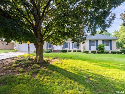 15 Olympia Fields Dr, Pekin, IL, 61554