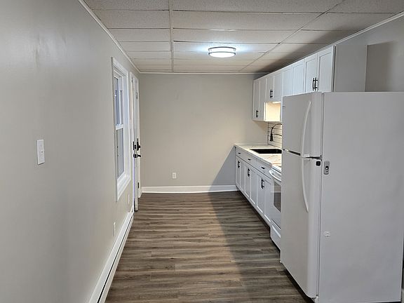 2nd image of 778 Dresden Ave #778