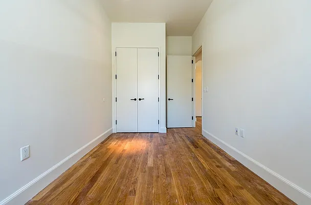 Rented by Nooklyn NYC LLC | media 45