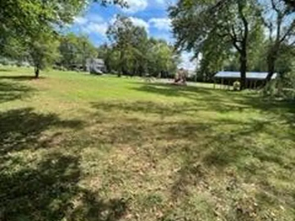 137 S 2nd Street, Verona, MO 65769