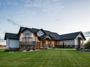 3252 Boundless Ln, Timnath, CO 80547