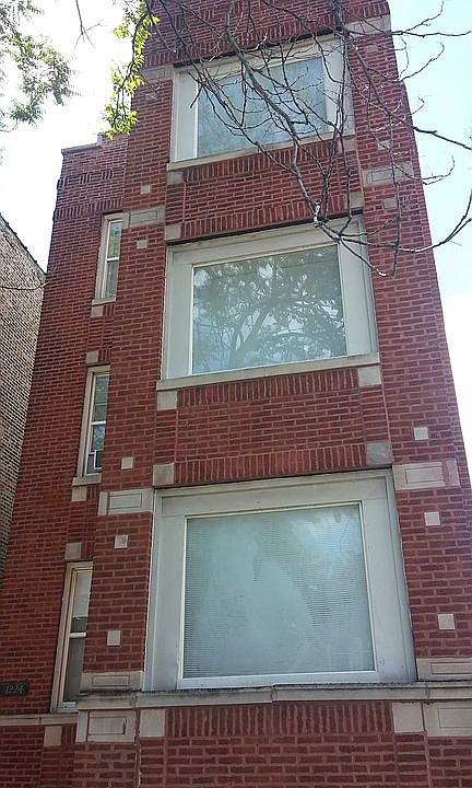 2nd image of 1224 S Keeler Ave