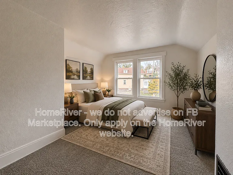 302 Mathews Ave — Photo 6