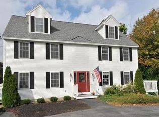 727 Waverley Rd, North Andover, MA 01845