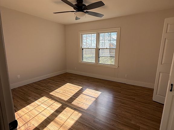 5th image of 1504 Harrison Rd