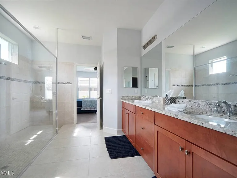2772 Lambay Ct — Photo 7