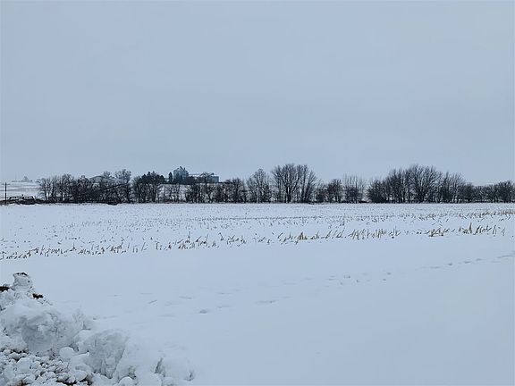 4th image of 2195 L Ave