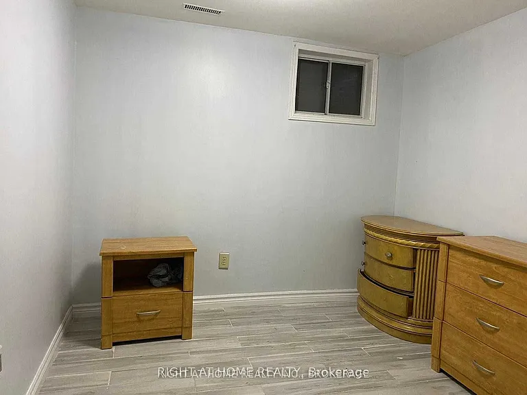 18 Big Red Ave #BASEMENT — Photo 5