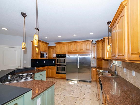 5th image of 2508 Saint Regis Ct