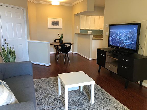 Open concept Living Room and Breakfast area