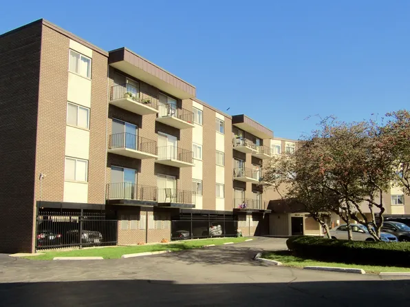 9820 S Pulaski Rd, Oak Lawn, IL 60453