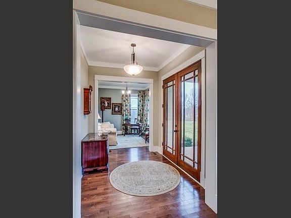 Foyer/Entrance