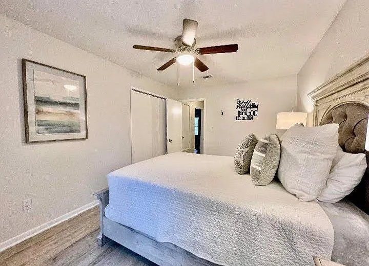 3244 Redwood Ln #B — Photo 10