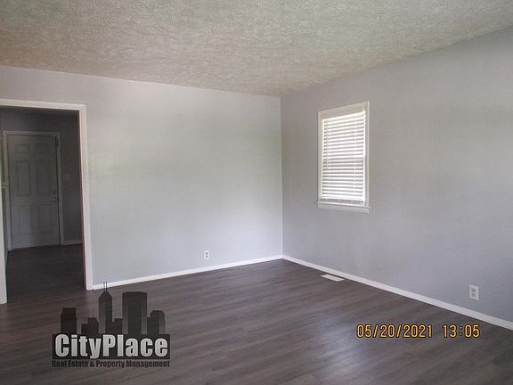 4th image of 4806 E Pleasant Run Parkway North Dr