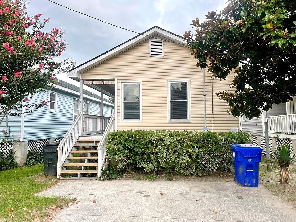 2317 Delano