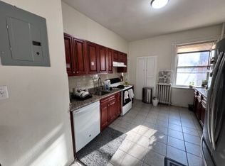 24 Euston St APT 1, Brookline, MA 02446