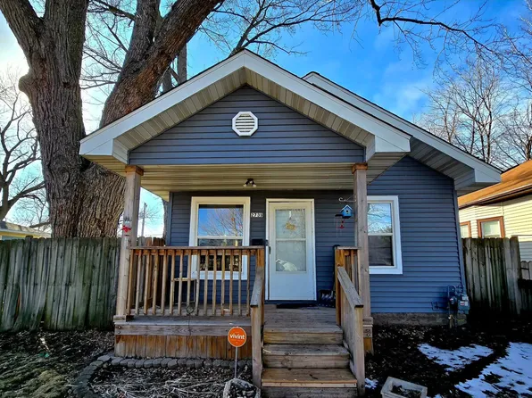 2735 Sheridan Ave N, Minneapolis, MN 55411