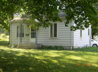 1503 Olive St, Cedar Falls, IA 50613