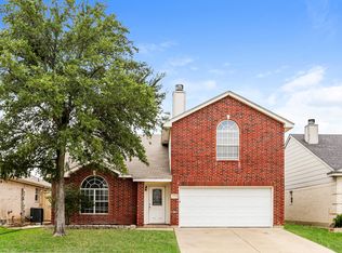 8959 Rushing River Dr, Fort Worth, TX 76118