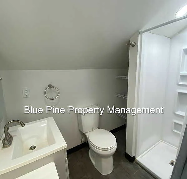 306 Lawton St #1 — Photo 10