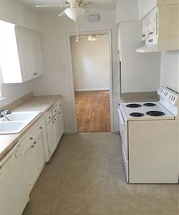 4th image of 3249 Sayles Blvd