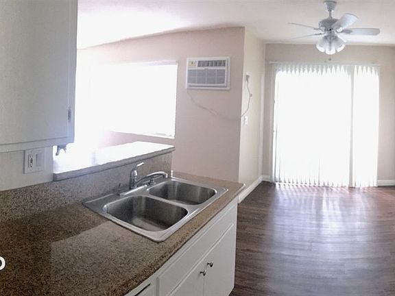 4th image of 1412 S Knott Ave APT F3