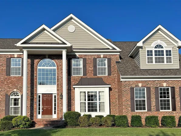 12 Gallagher Ln, Fredericksburg, VA 22405