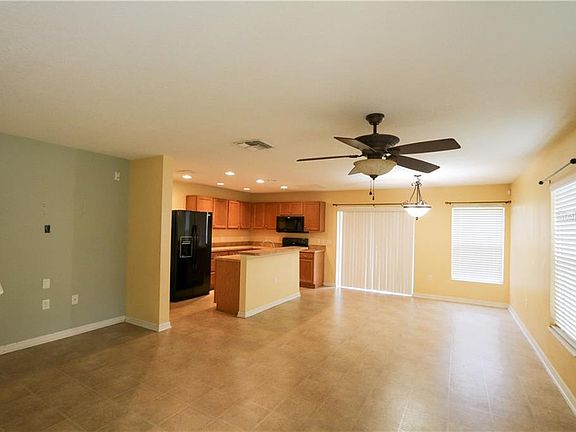 2nd image of 4526 Limerick Dr