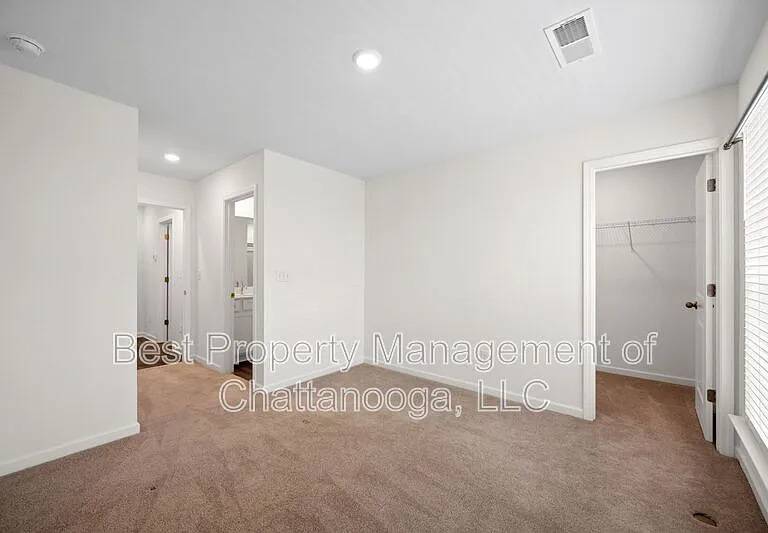 4154 Tillie Cir — Photo 6