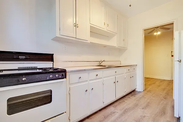 Sold by Douglas Elliman | media 10