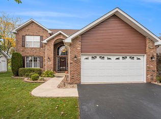 257 Pine St, Beecher, IL 60401