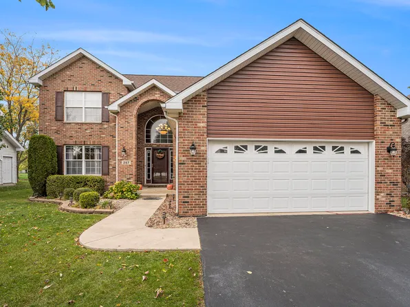 257 Pine St, Beecher, IL 60401