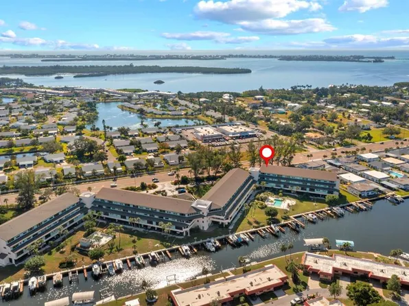 9604 Cortez Rd W APT 136, Bradenton, FL 34210