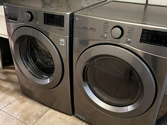 3rd image of 750 NW 44th Ave #750