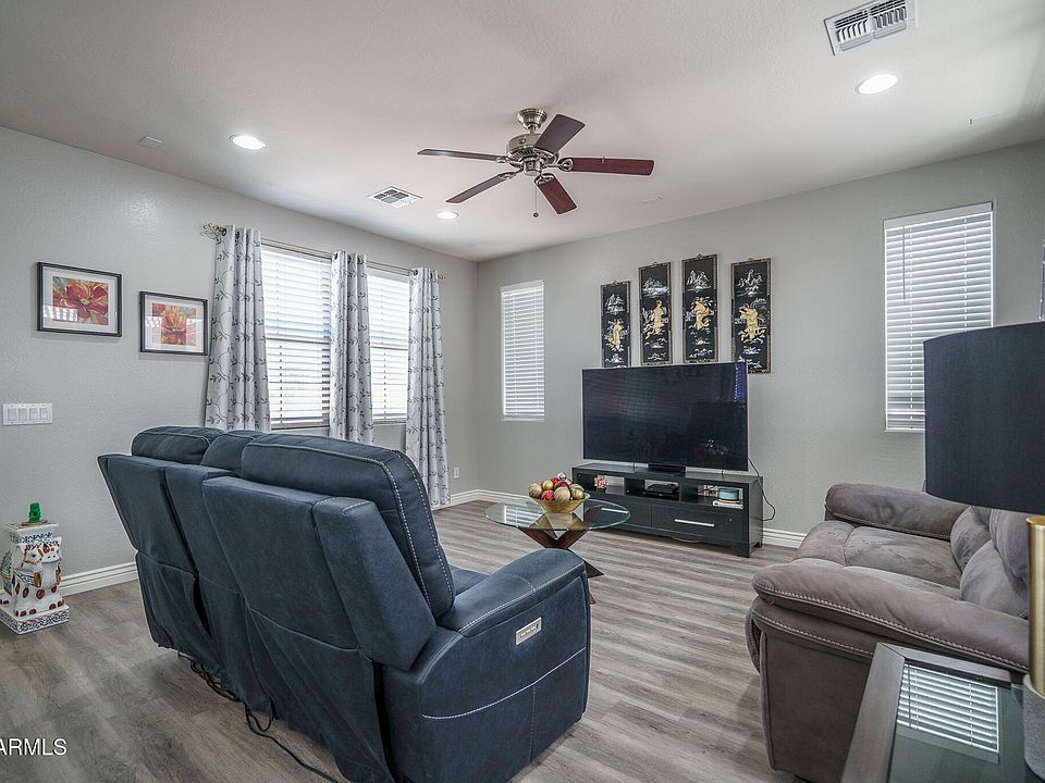 8964 W NORTHVIEW Avenue, Glendale, AZ 85305 | Zillow