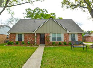 12435 Whittington Dr, Houston, TX 77077
