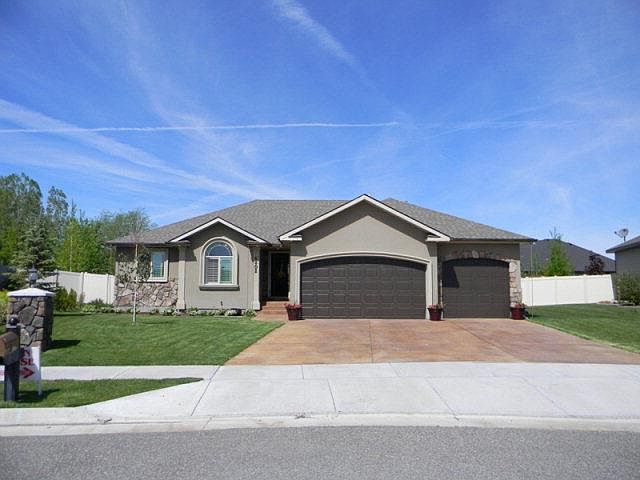 1st image of 4802 Greystone Ln