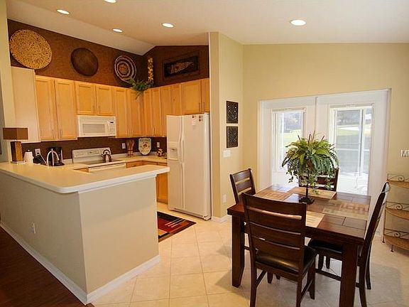 Sotheby kitchen_04122015