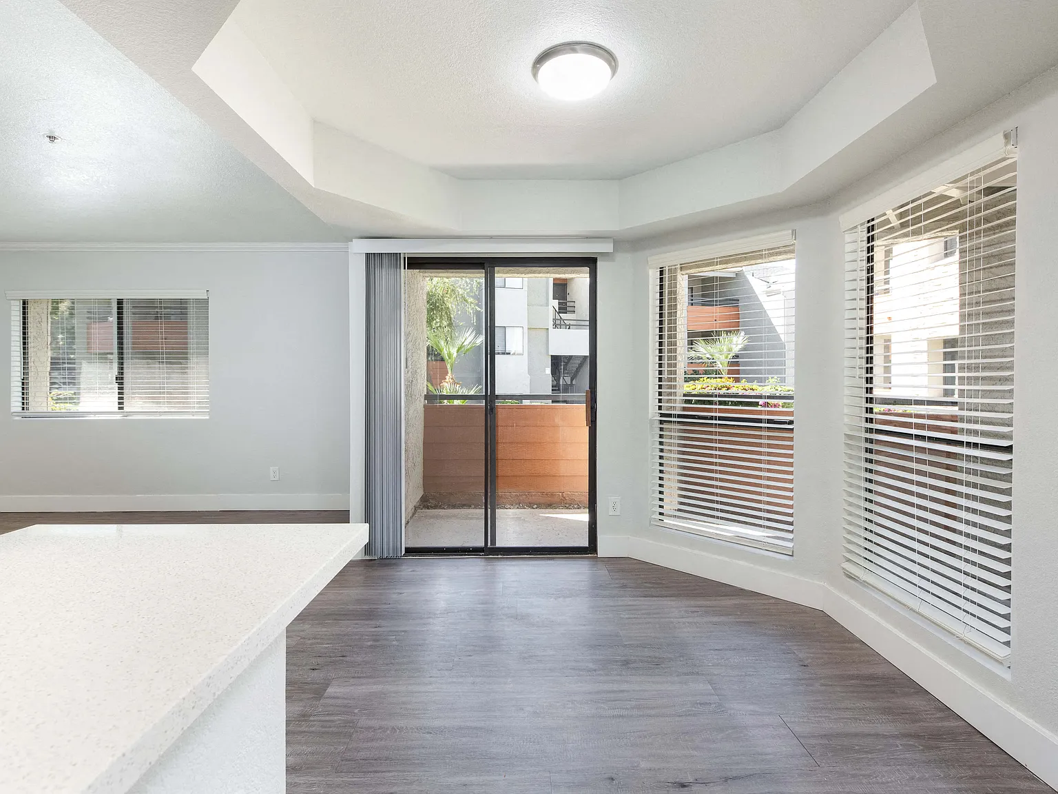 92Forty Scottsdale — Photo 3