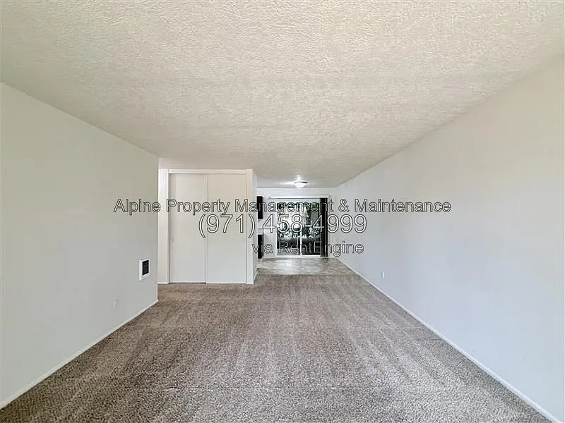 2 bed, 1.0 bath, 784 sqft, $1,550 — Photo 4